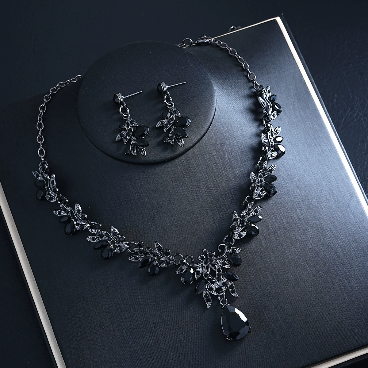 Серебряная игла из жемчуга, брендовый цирконий с кисточками, серьги, серебро 925 пробы, легкий роскошный стиль, яркий броский стиль, качественный стиль, оптовая продажа
