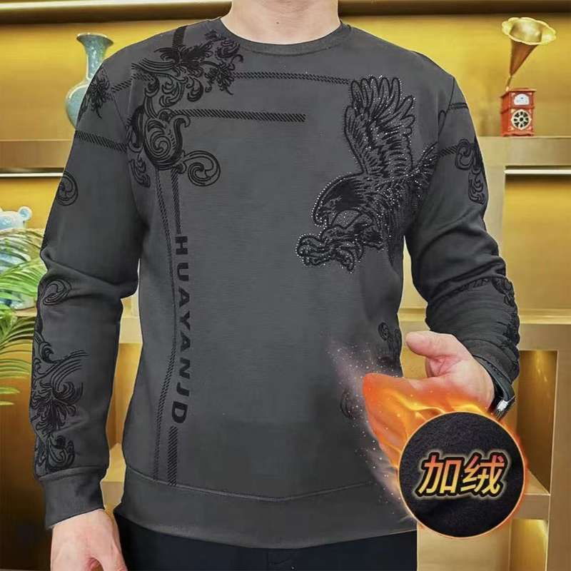 Transfronterizos otoño y invierno nuevos camisetas de manga larga de terciopelo para hombres jóvenes de media edad de cuello redondo moda cálida y gruesa camiseta
