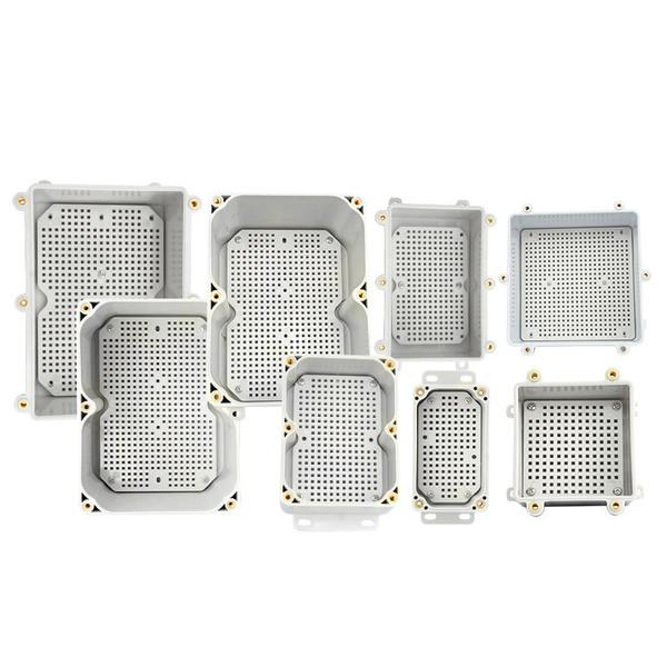 Plastic travel bottom plate
