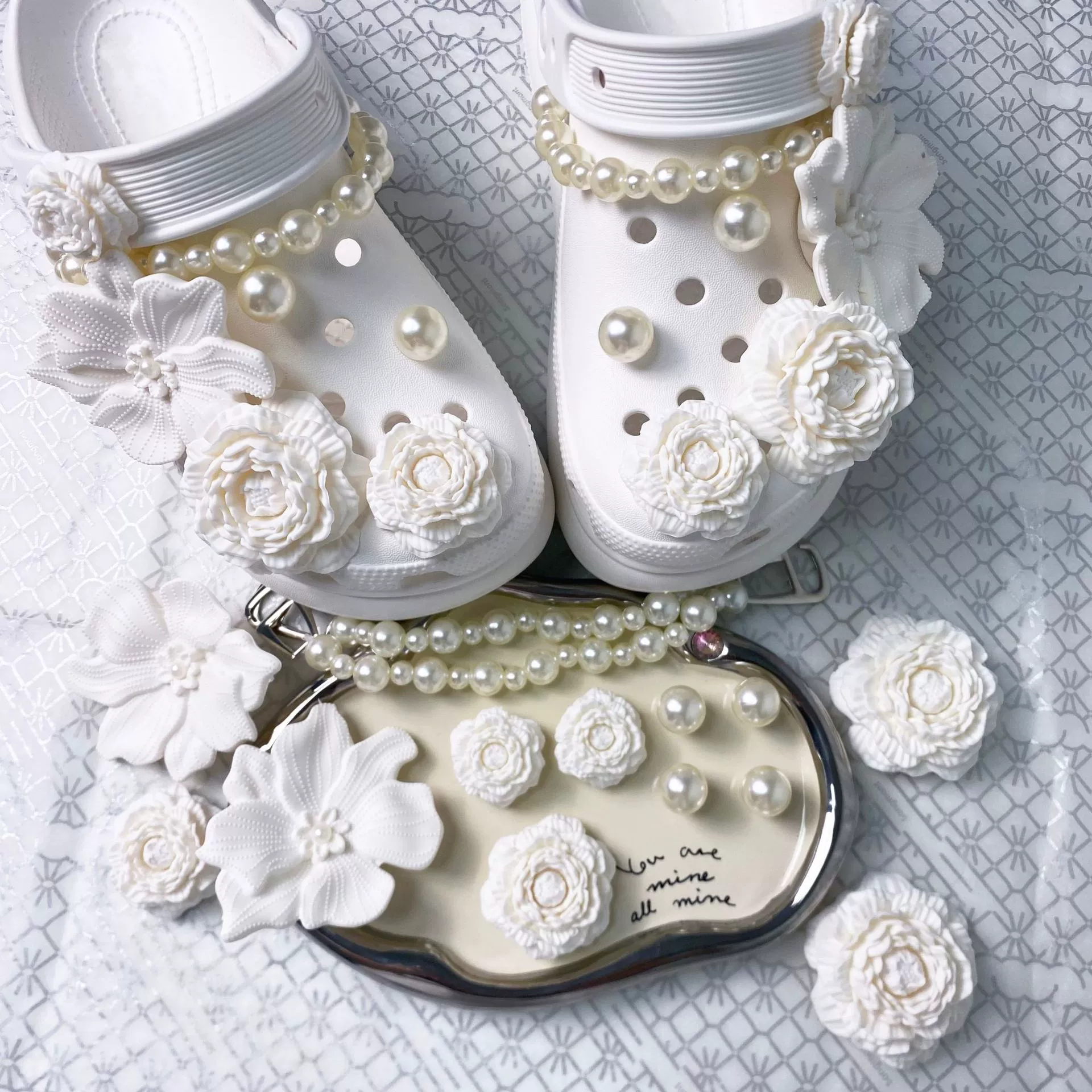 Новые сабо в стиле белого оленя, аксессуары Xiaohongshu, туфли в одном стиле, туфли Huazhibixing с пряжкой, аксессуары для обуви, цветы для обуви