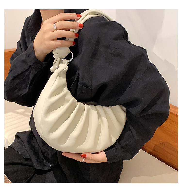 Nihaojewelry Wholesale Simple Solid Color Large-capacity Fold Armpit Dumpling Bag display picture 1