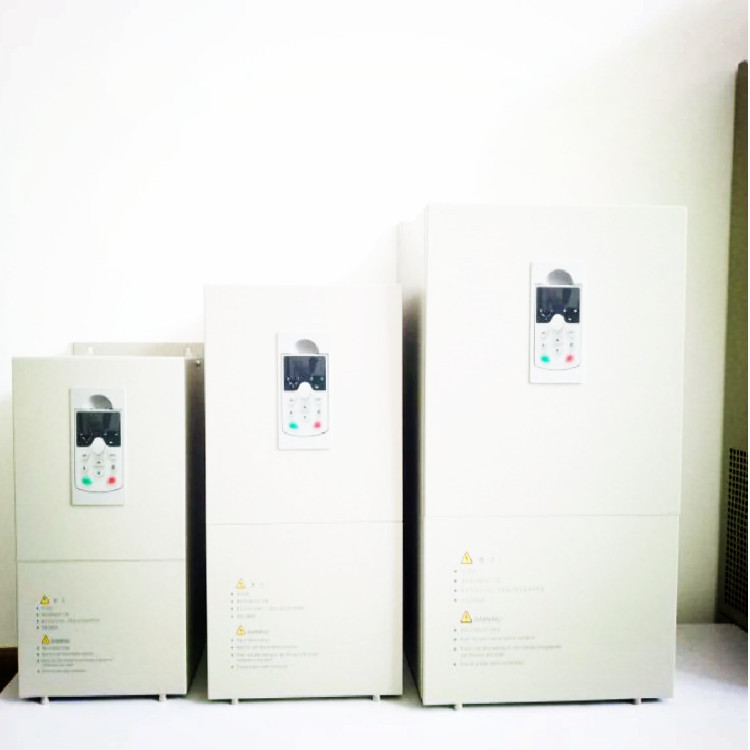 三相变频器,22KW/380V亿森变频器,恒转矩型变频器,调速变频器