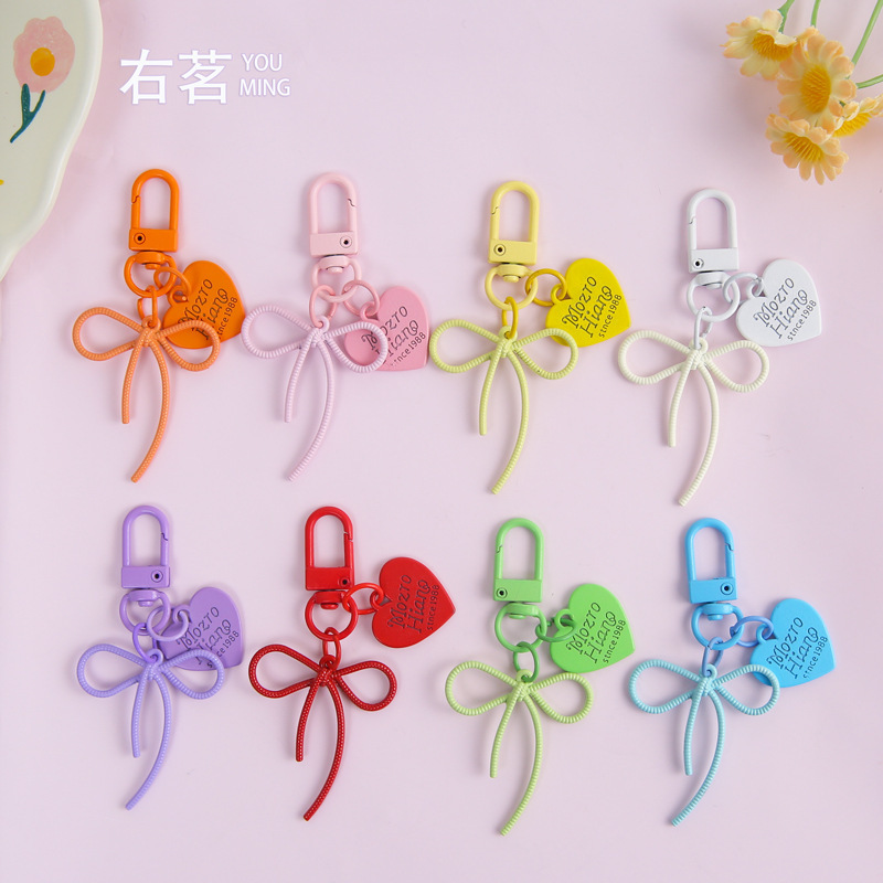 Creative Alloy Cut Out Ribbon Bow Keychain Colorfulful Heart Hanging Tag Cute Bag Pendant Mobile Phone Pendant