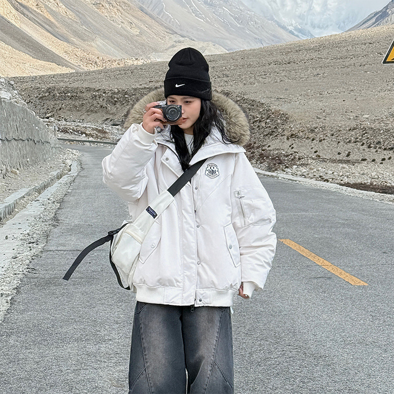 Corea del Sur ropa de algodón para mujeres corto 2025 invierno nuevo suelto con un pequeño bf chaqueta de pan image 1