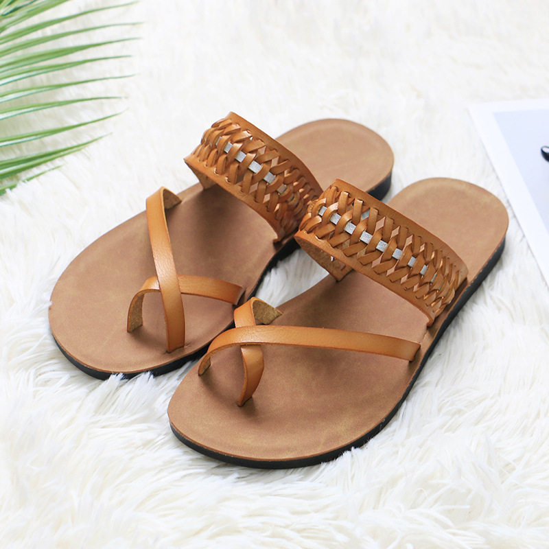 Dép xỏ ngón nữ đế bằng khoét lỗ thoáng khí đi biển — Màu xanh lá, Nâu vàng