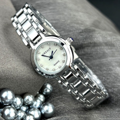 經典新款小錶盤鋼帶直播小紅書石英女士手錶海洋之心貝母手錶