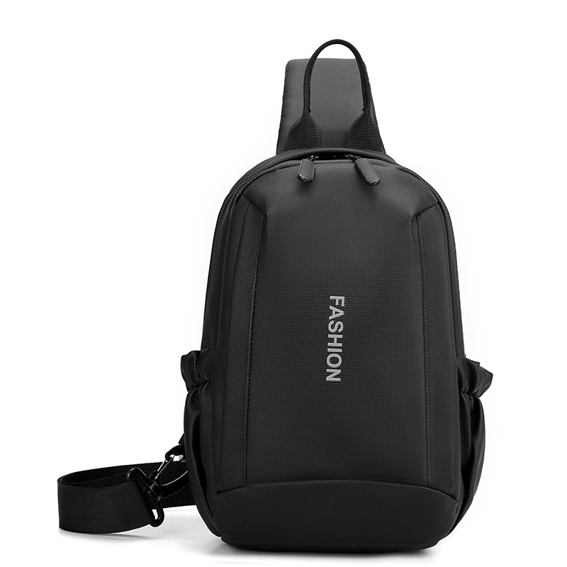 Bolso de pecho multifuncional para hombres, gran capacidad simple y ligera, película de envoltura de hombro, ocio, multifuncional, mochila de viaje al por mayor.