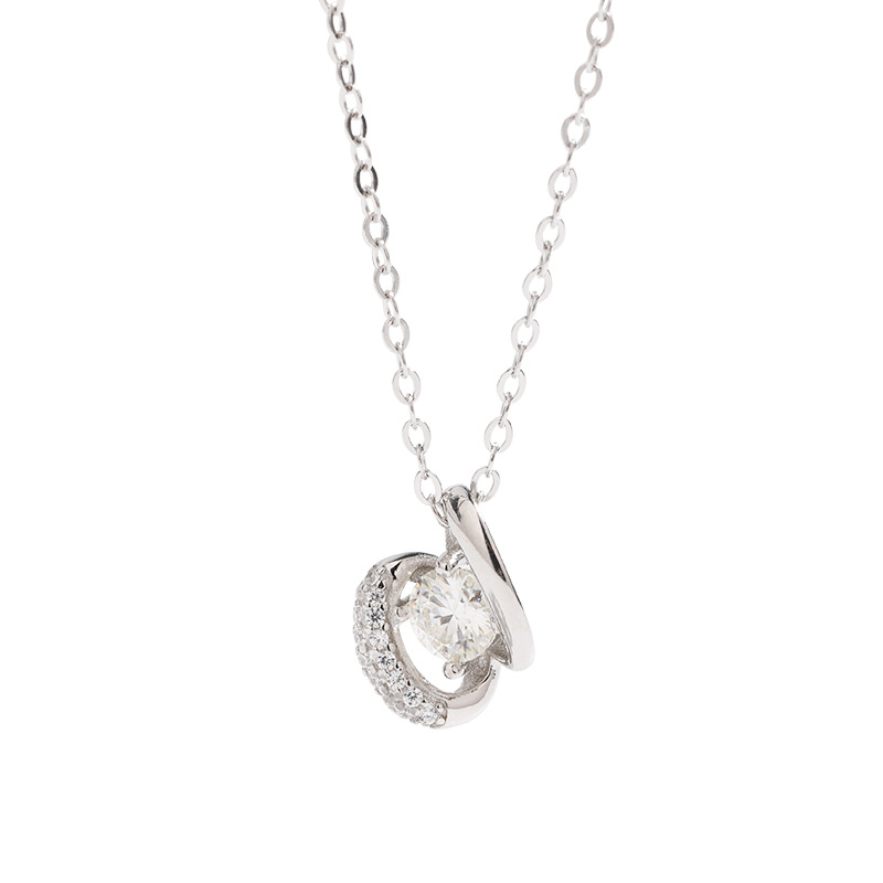 Moissanite collar de la mujer 925 de plata de ley de color D de 50 puntos de diamantes colgante de luz nicho de lujo de alta calidad Cadena de clavícula para novia