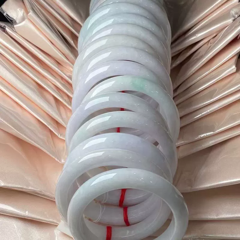 天然翡翠A货珠宝饰品玉质细腻 冰糯手镯翡翠手镯批发