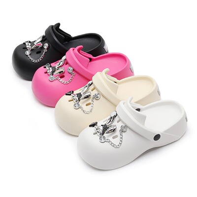 Ультрамягкие летние модные тапочки в стиле Crocs, мультяшные пляжные мюли на платформе, женский стиль, подходят для носки на улице