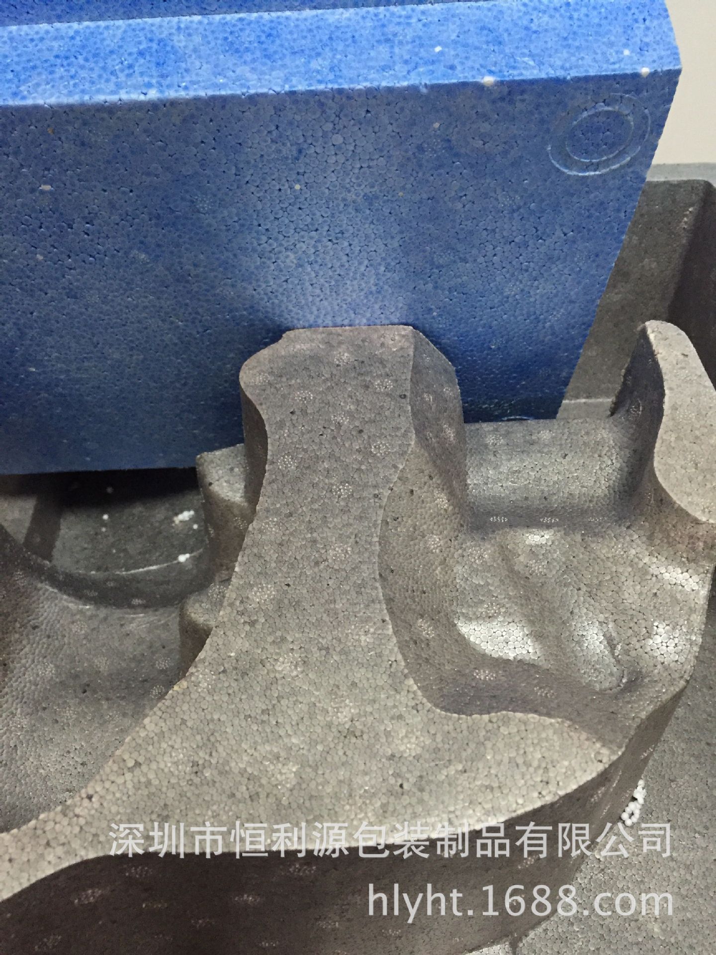 供应保温箱 冷链箱  深圳发泡胶成型产品  白色泡沫箱   发泡