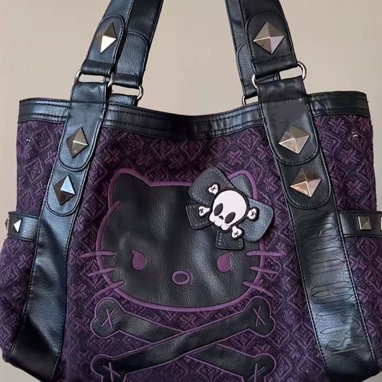 2026 New Hello Kitty Second-hand Stitching Purple Armpit Handbag Y2K Sweet Cool Hot Girl One-shoulder Print Its K8