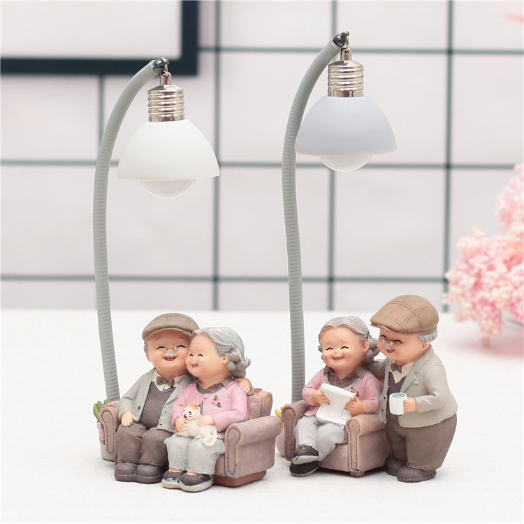 Love with You, Leisurely Old Man and Old Too Night Light for Cake, Foot Washing, Guitar Resin Furnishings, Home Decoration