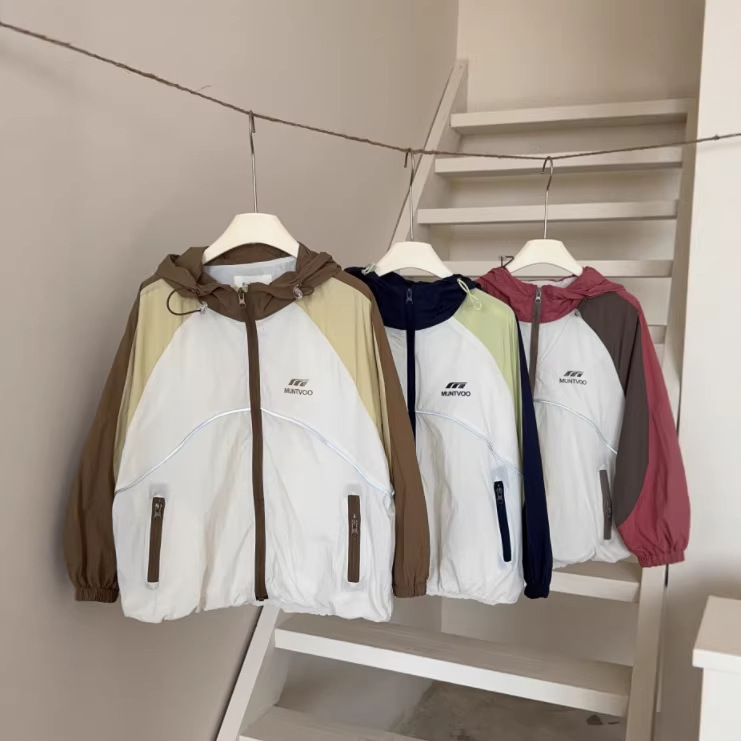 Boys and Girls Hooded Sun Protection Jacket Spring and Summer 2026 New Style Jacket Sun Protection Clothing 120-160 Kidsren's Jacket