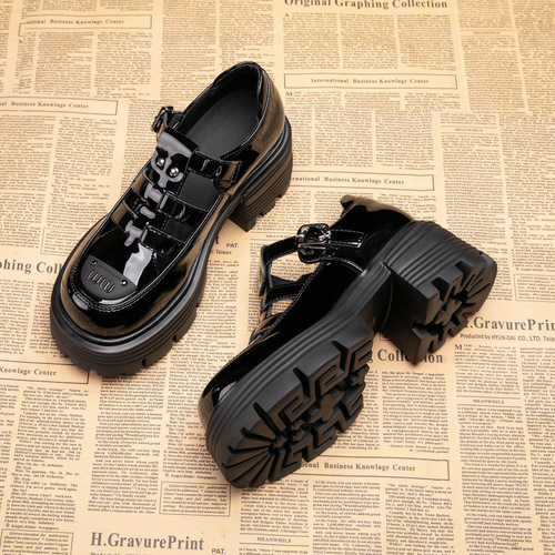 Baotou Roman Sandals for Women 2025 Summer: Genuine Leather, Thick Sole, High Heels, Chunky Heel, Hollow Design for Height Enhancement, Pigskin Shoes