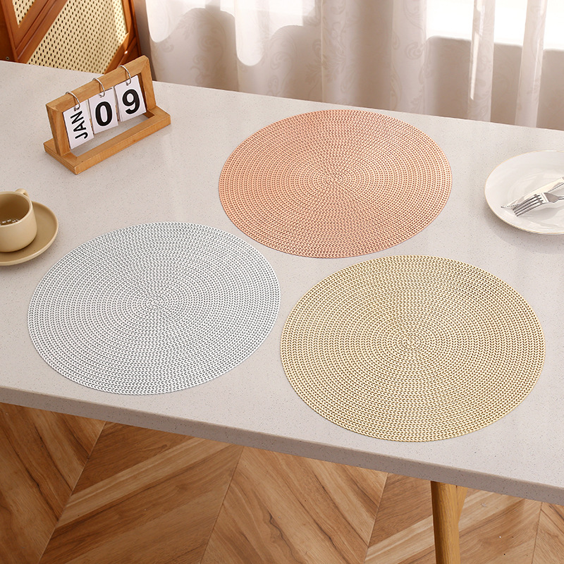Redondo ondulado punto almohadilla impermeable a prueba de agua a prueba de aceite almohadilla de mesa de PVC simple ligera almohadilla de comedor occidental de lujo superior simple bandera de mesa al por mayor