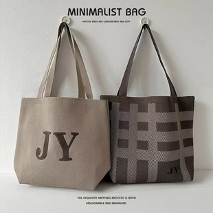 Large-Capacity Commuter Handbag New Niche Design Geometric Contrasting Color Knitted Shoulder Bag Versatile Hand-Held Cross-Body