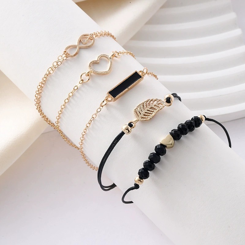 Black jewelry five-piece set