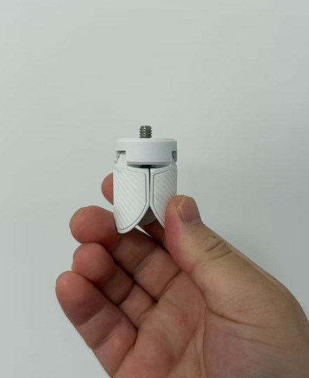 PK30 Mini Tripod (All White)