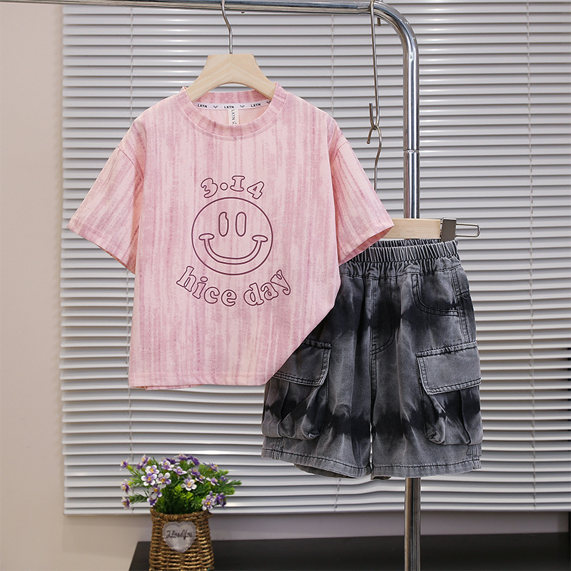 7249 Traje de camiseta sonriente para niños Cool guapo niño manga corta moda verano 2025 nuevo traje de dos piezas de la calle frita de verano 3