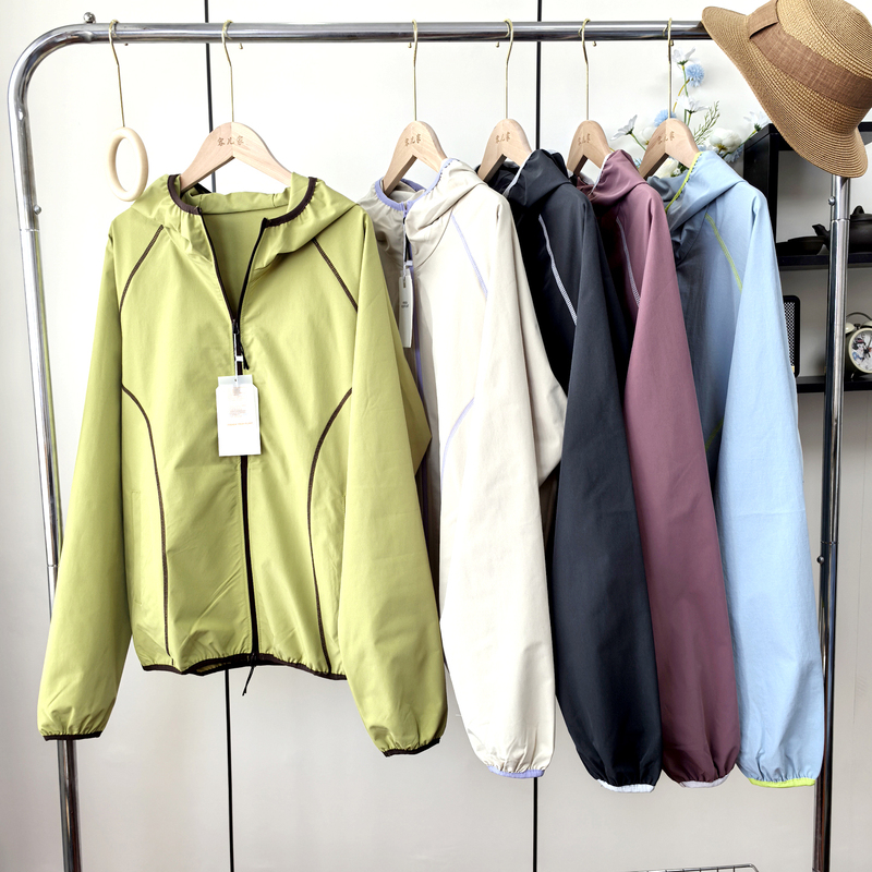 Factory Direct! Men's and Women's Couple Style Mountain Outdoor Color-Blocking Topstitch Design Training Jacket Autumn