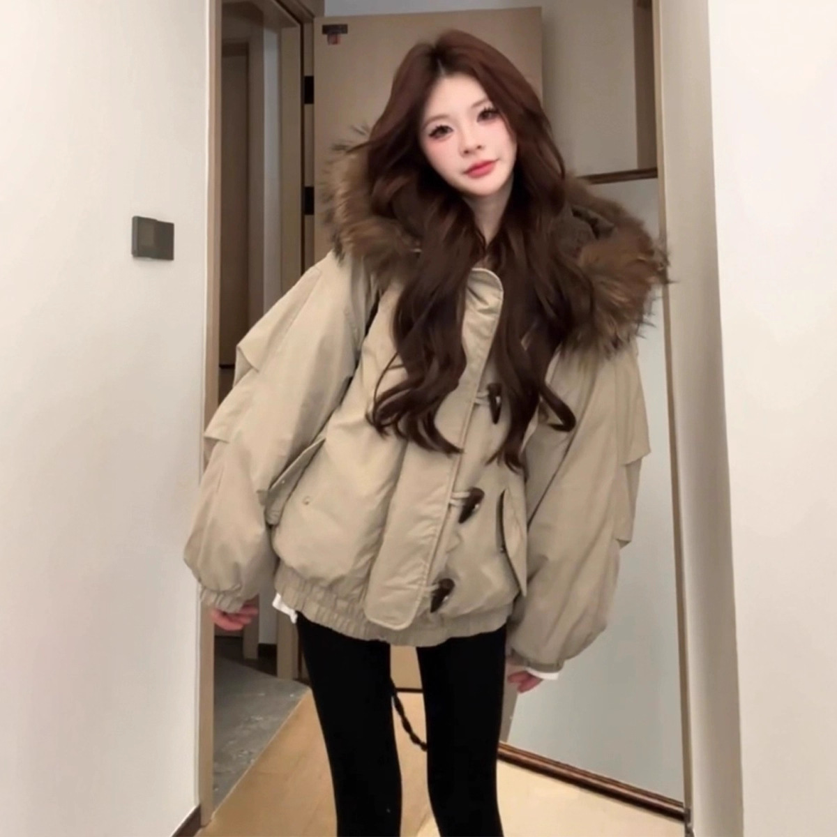 美式复古大毛领连帽棉服女外套冬季2025年新款牛角扣加厚保暖棉衣