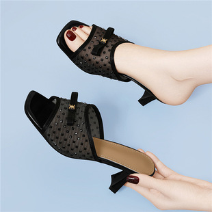 French-Style Beautiful Bow Slip-On Sandals for Women, 2025 Summer New Small Chanel-Style Chunky Heel Open-Toe Sandals