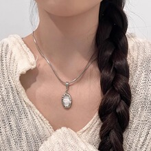 ��Ҏ�t������Ů���s�߼��䵭�L����ɫ�߹����H����ë������