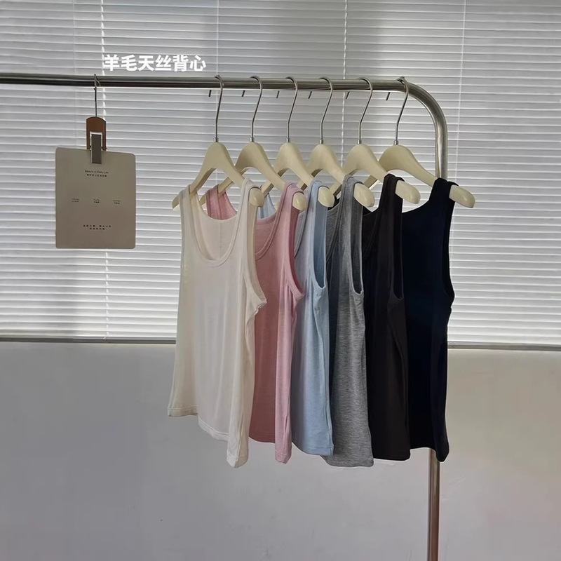 Lyocell Tencel Camisole for Women, Wool Sleeveless Top, Suitable for Petite Sizes, Skin-Friendly Outerwear or Inner Layer
