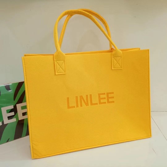 厂家批发毛毡包无纺布包时尚挎包通勤托特包商超活动赠品