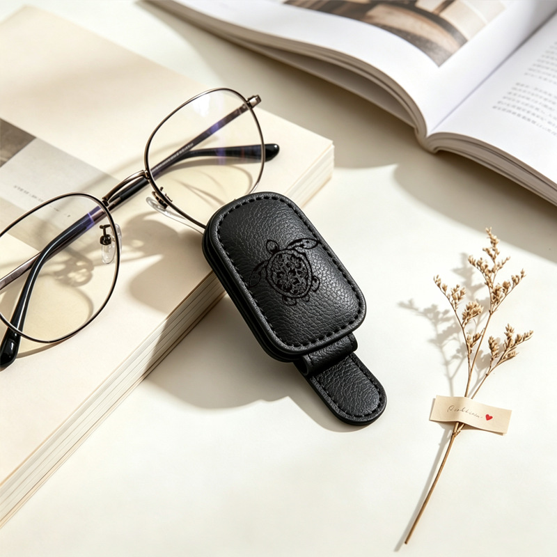 Black cross-border best-selling sunglasses holder, creative car sun visor storage turtle-shaped glasses clip