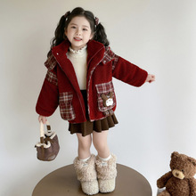 女小童加绒外套秋冬2025连帽格子拼接毛毛衣羊羔绒夹棉韩范上衣