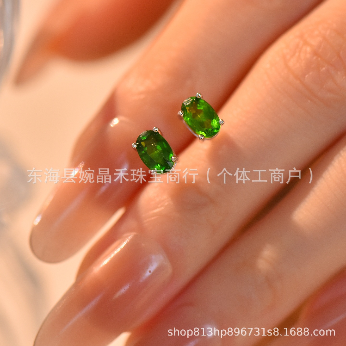 Natural diopside earrings with S925 silver setting, 4×6mm, stylish, elegant, exquisite, classic, sparkling, high-end, versatile