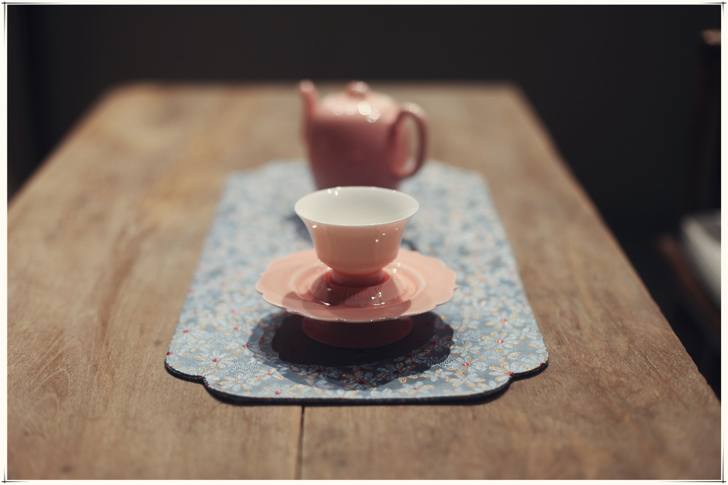 粉鳯仙 漫粉茶壶 美人肩 茶盏 粉色天野 粉色茶具 女生 景