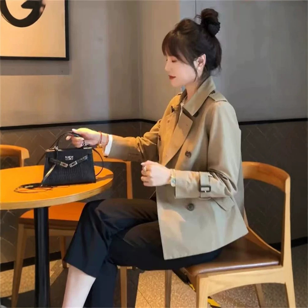 欧货气质短款风衣外套小个子2026新款春秋英伦高级卡其色休闲上衣
