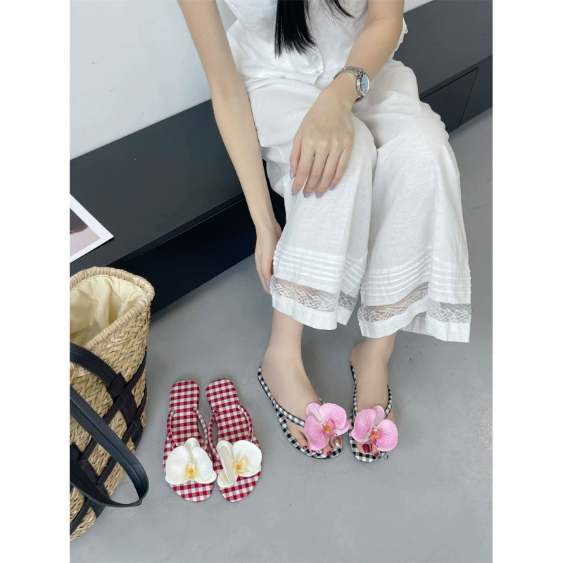 Летние новые европейские и американские модные плоские сандалии-шлепанцы женские туфли с цветочным принтом на низком каблуке женские тапочки экспорт 43