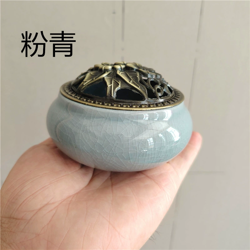 Салатно‑зелёный керамический несмоковник? Wait. Need accurate translation. Let's craft translations.