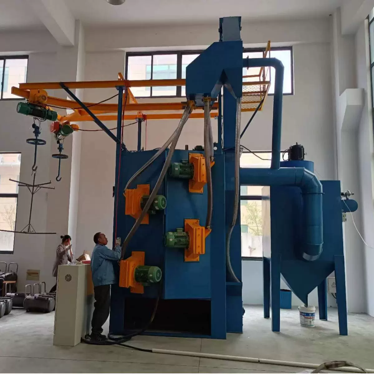 盐城大丰厂家抛丸机吊钩式工件表面处理除锈抛丸清理全自动小型