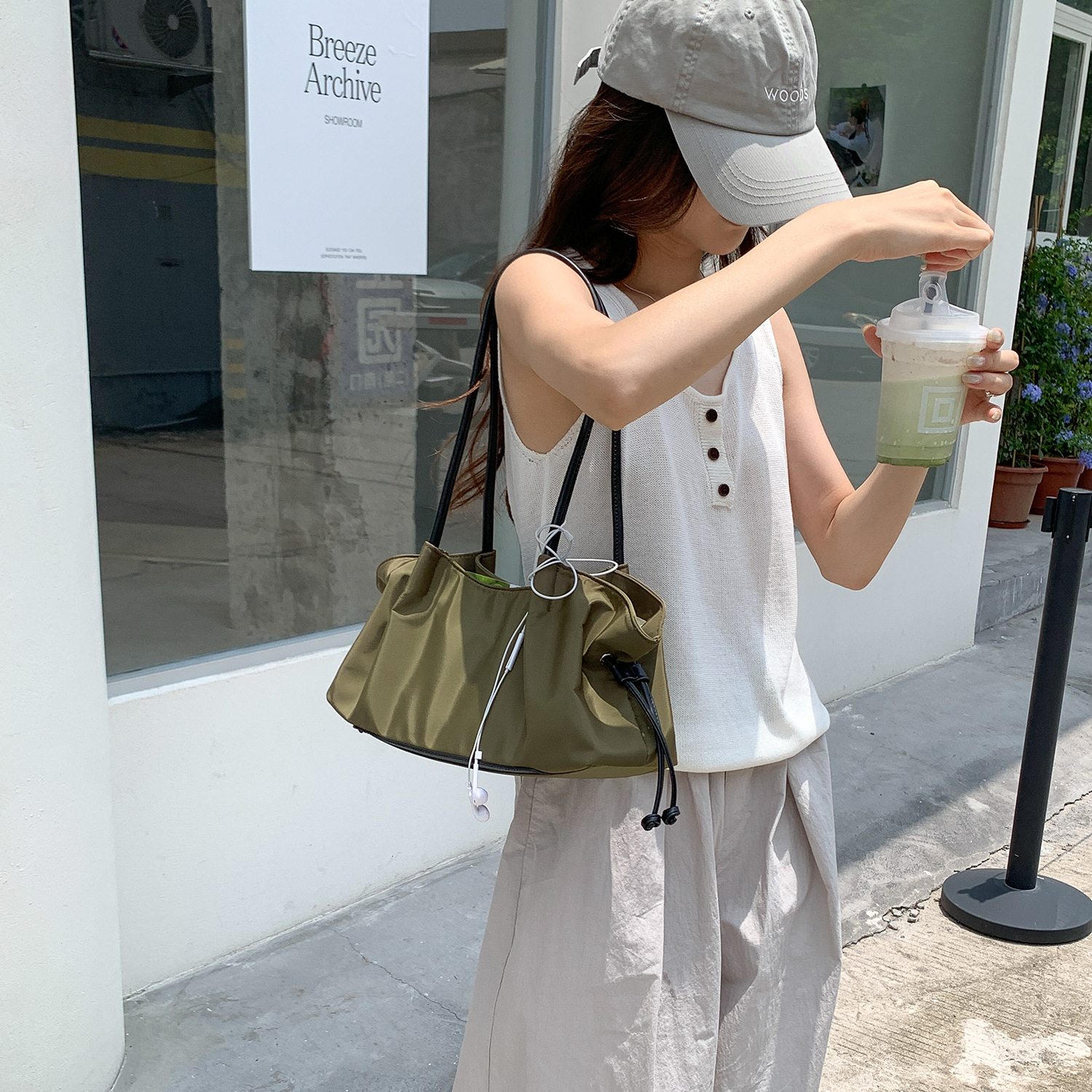 新款韩国女包休闲尼龙小众高级感单肩包女大容量时尚通勤托特包女
