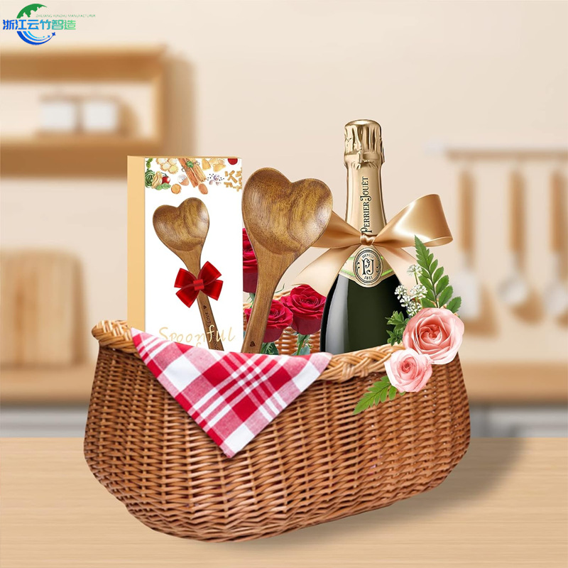 Amazon Love Wood Cuchara Spot Utensilios de cocina Juego de regalo Paleta de bambú Cuchara de bambú en forma de corazón Utensilios de cocina