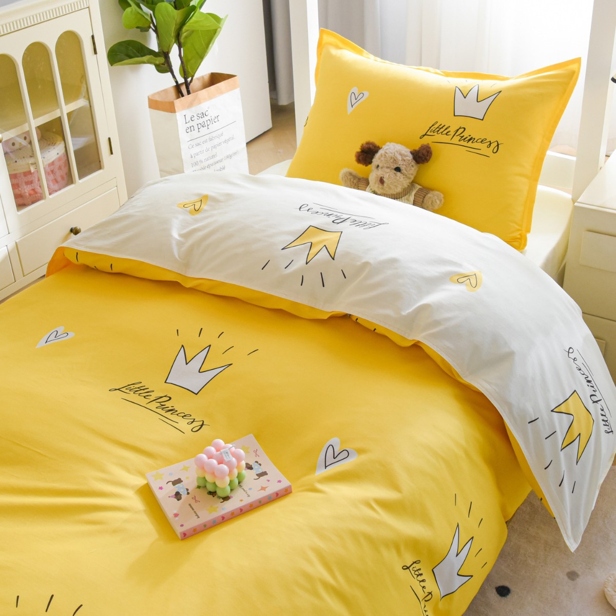 Dormitorio de tres piezas de cama de algodón, cama de dormitorio de un solo estudiante universitario, colchón, colchón, conjunto completo de cuatro piezas de seis