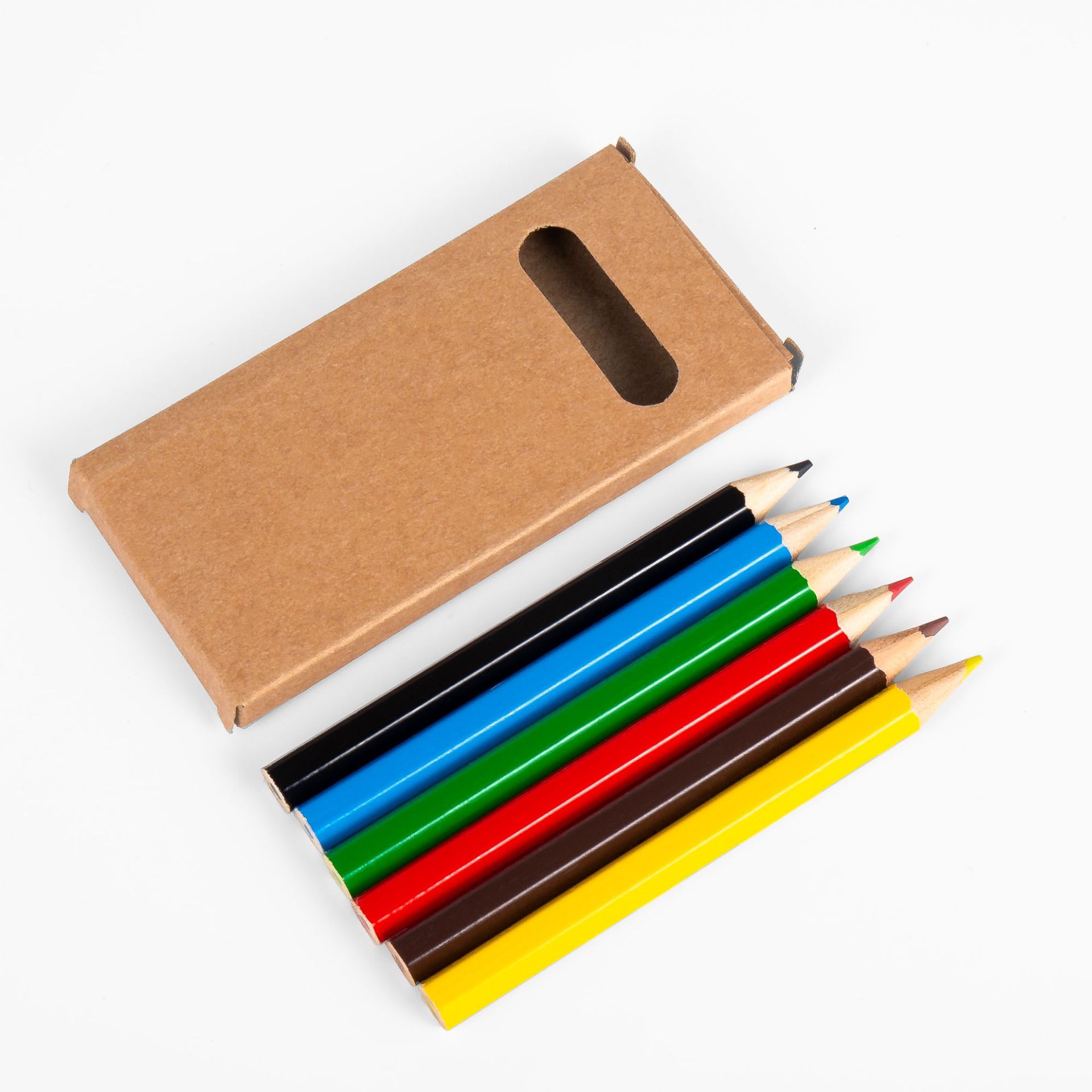 크래프트 종이 상자에 6개 조각