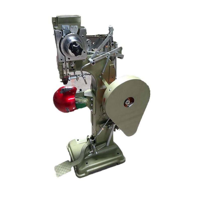 Máquina de remache automático vertical pequeña máquina de remache para productos de hardware en la parte inferior de la bolsa máquina de remache de tornillo sólido a presión de aceite