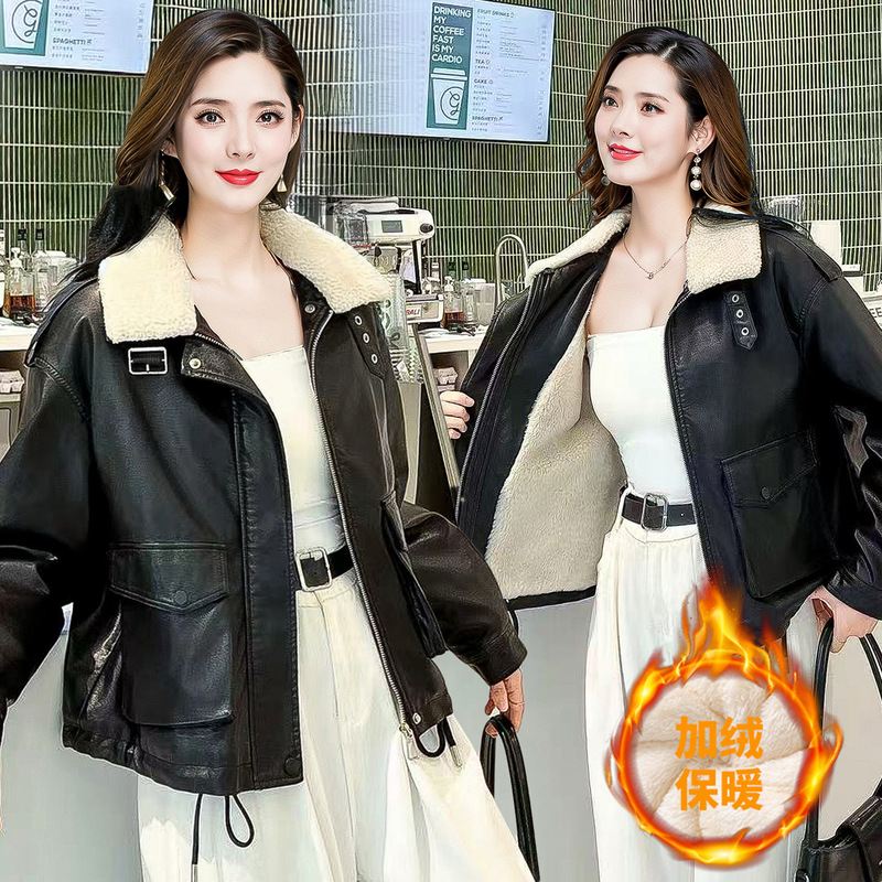 Fashionable Fleece-Lined Warm Short Leather Jacket for Women 2025 Winter New Korean Style Spliced Solid Color Trendy Pu Leather Coat