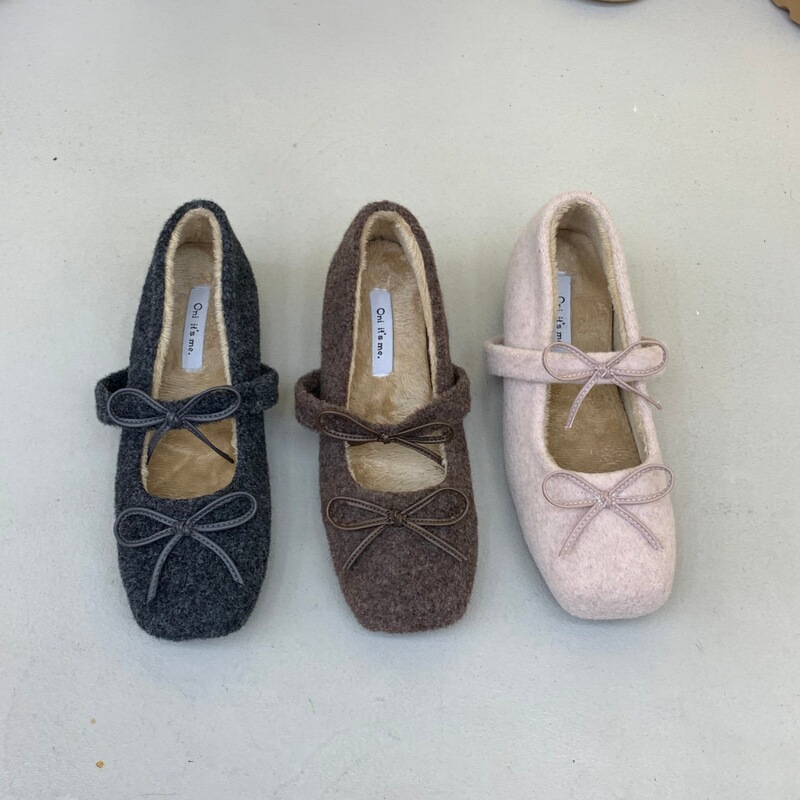 2025 New Autumn and Winter Woolen French Style Square-Toe Flats with One-Line Buckle Straps and Plush Flats 2025 New Autumn and Winter Woolen French Style Square-Toe Flats with One-Line Buckle Straps and Plush Flats