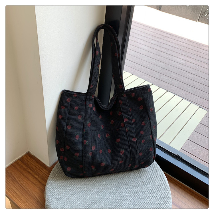 Women's Large Corduroy Strawberry Streetwear Sewing Thread Square Zipper Handbag display picture 2
