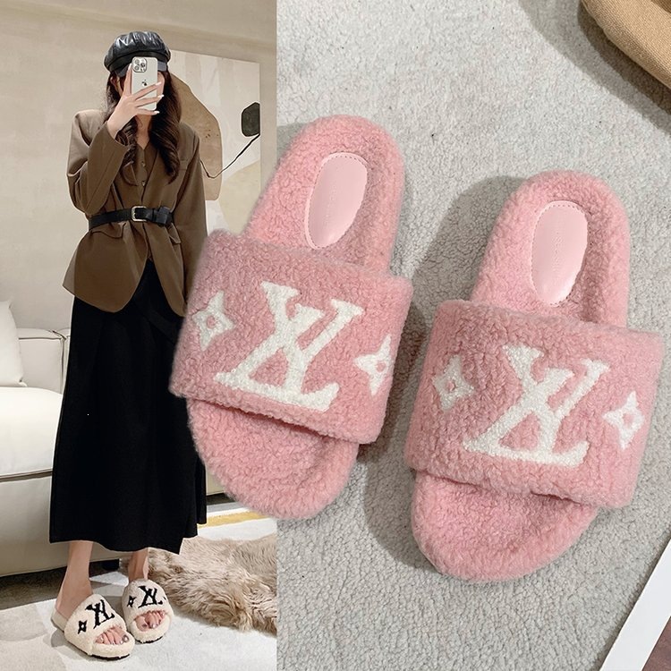 Thick-Soled Embroidered Slip-On Slippers, Versatile for Home and Outdoor Wear, Fashionable Autumn and Winter Furry Slippers for Women, New Stylish Design