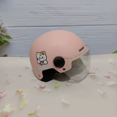 3C certification 7-15 years: Motosiklet kaskı (dəbilqə) - writing-cat-light-pink-and-white-short-7-15-years-old