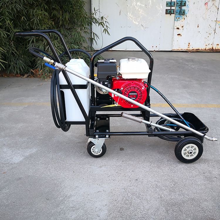 公路养护加热清理道路喷洒设备 乳化沥青翻新修整设备 撒布均匀