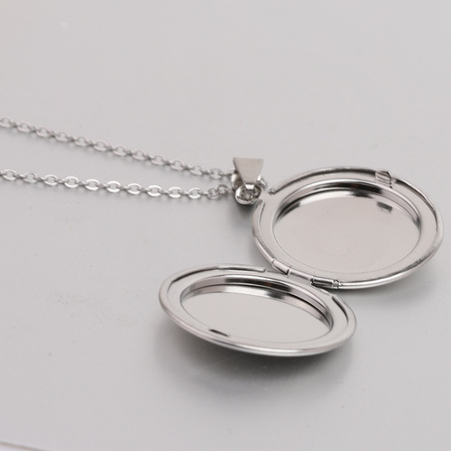 New Fashion Photo Box Necklace Openable Oval Smooth Stainless Steel Photo Box Round Necklace Pendant Jewelry Wholesale